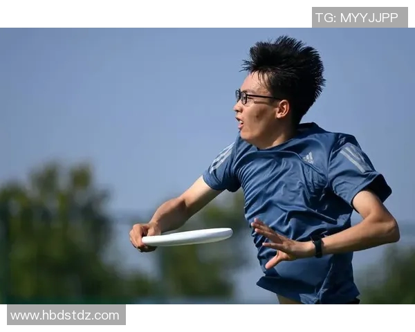 上海飞盘队在世界攀岩锦标赛中的逆袭之路与荣耀时刻 上海飞盘队在世界攀岩锦标赛中的逆袭之路与荣耀时刻